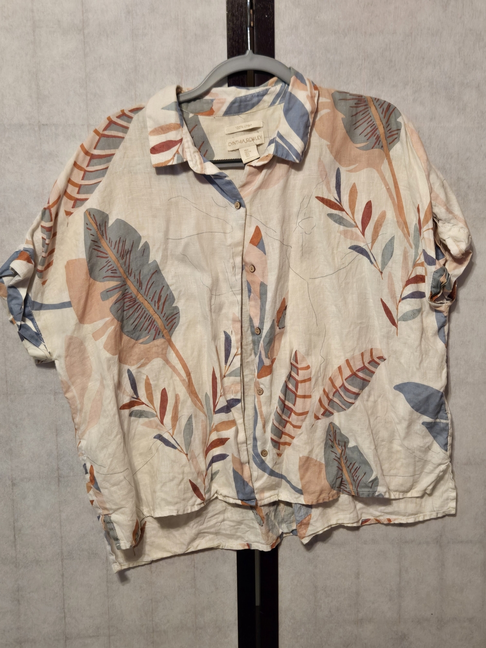 Cynthia Rowley Leaf Print Button-Up Shirt in Cream and Blue